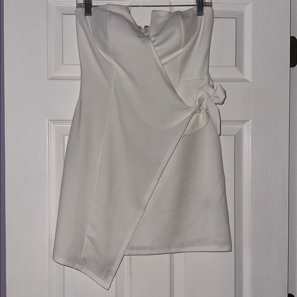 Francesca's Collections White Strapless Dress - Picture 1 of 3